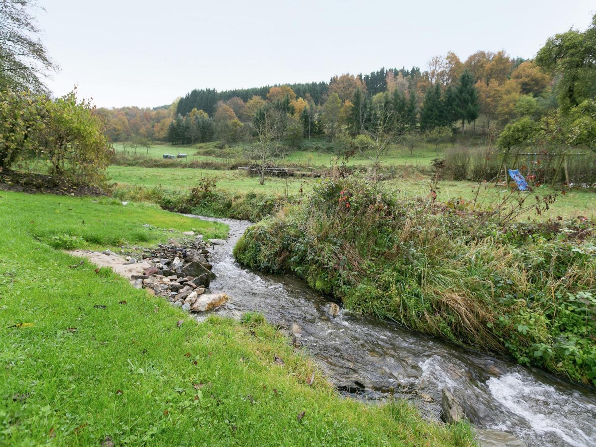 A Modern Apartment In The Hunsr Ck Region S Romantic Drohn Valley Merschbach Eksteriør billede