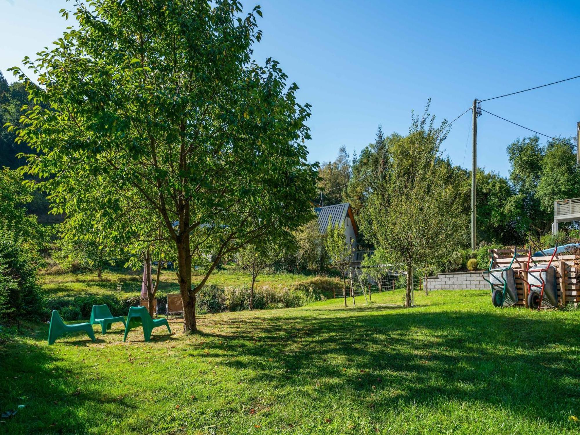 A Modern Apartment In The Hunsr Ck Region S Romantic Drohn Valley Merschbach Eksteriør billede